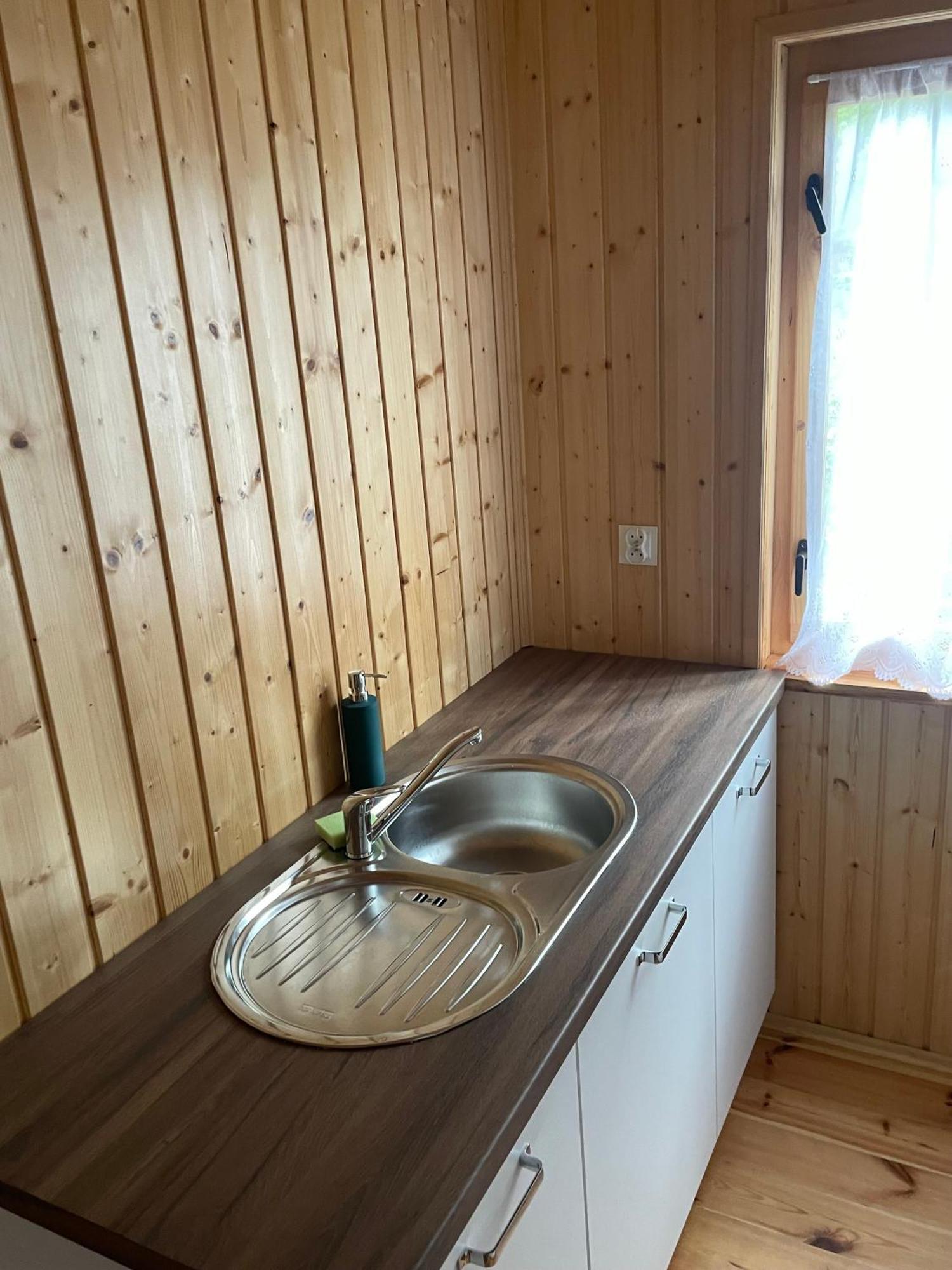 Domki Letniskowe Nad Jeziorem Kazub Cieciorka Extérieur photo